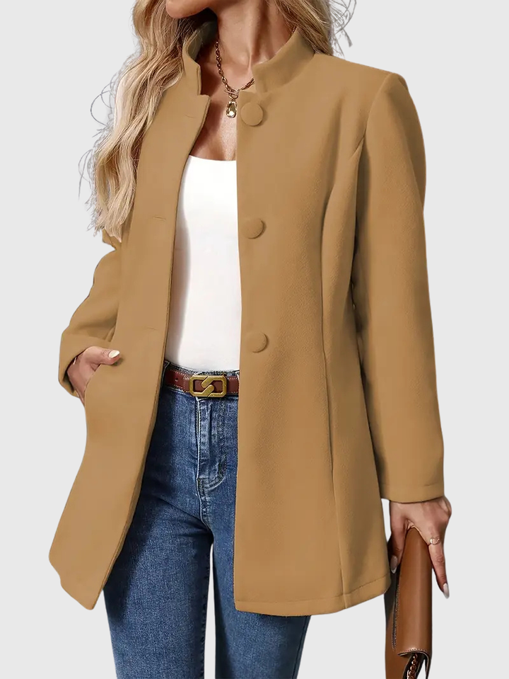 Amara | Buttoned Coat